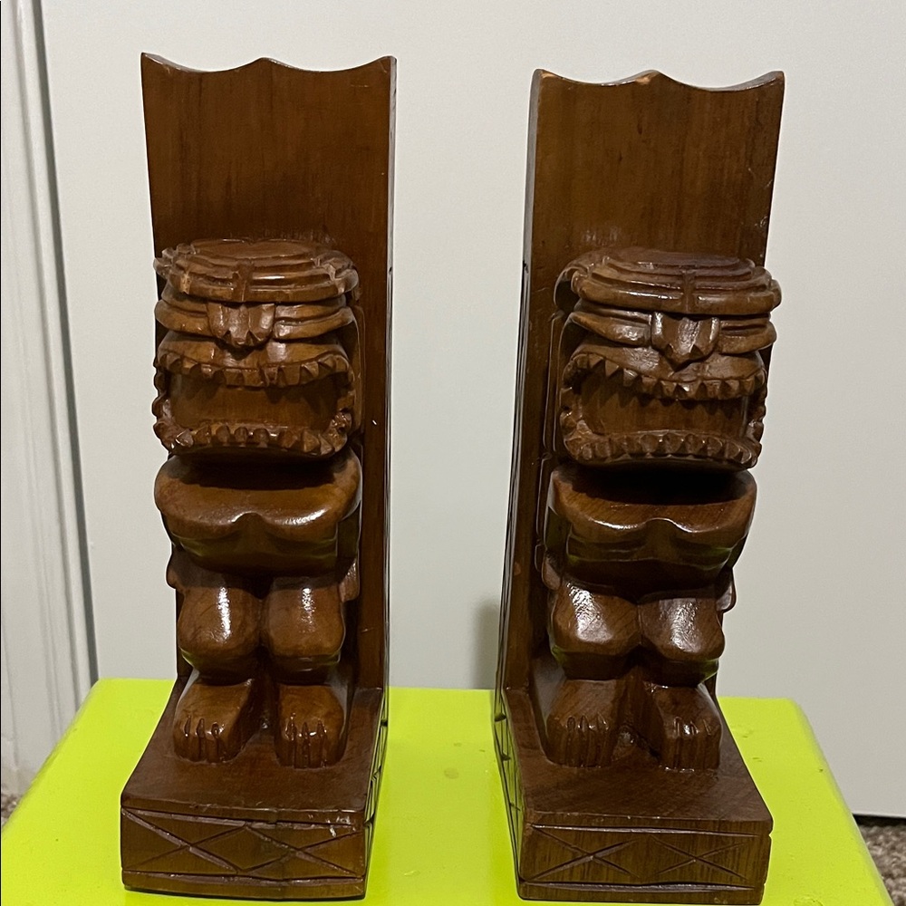 Wooden Tiki Bookends